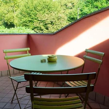 Casa Di Nina Pensión Oleggio Castello