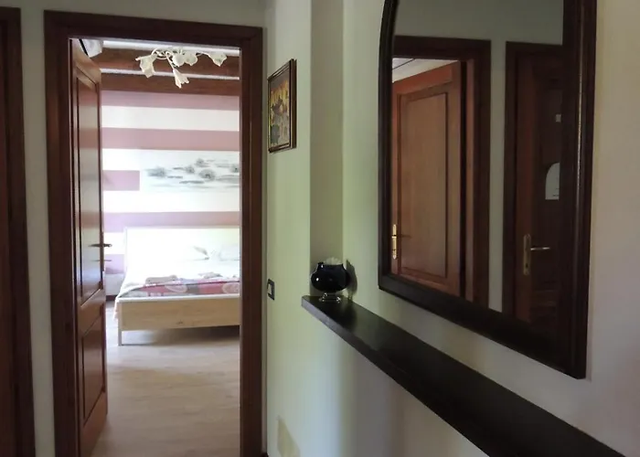 Casa Di Nina Pensjonat Oleggio Castello